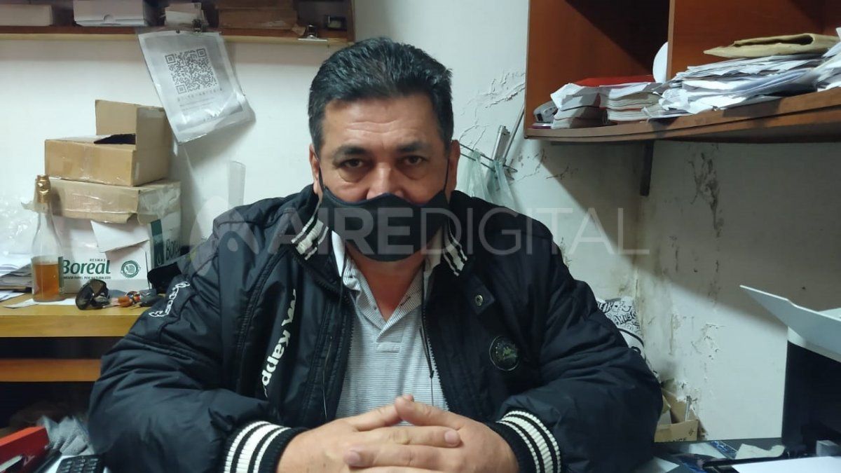 Hernán Escobar, referente de remises “Virgen de Luján”, contó que pidieron que el Municipio convoque al Consejo de Seguridad.