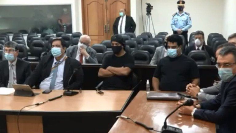 Ronaldinho y su hermano en la audiencia de este lunes ante la Justicia.