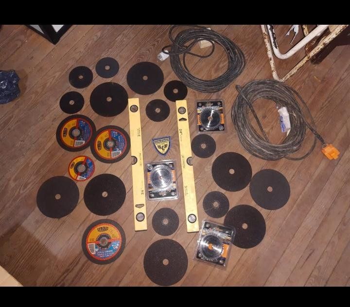 Las herramientas robadas por la pareja