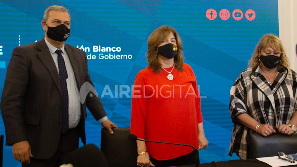 Gálvez junto a la ministra Silvina Frana