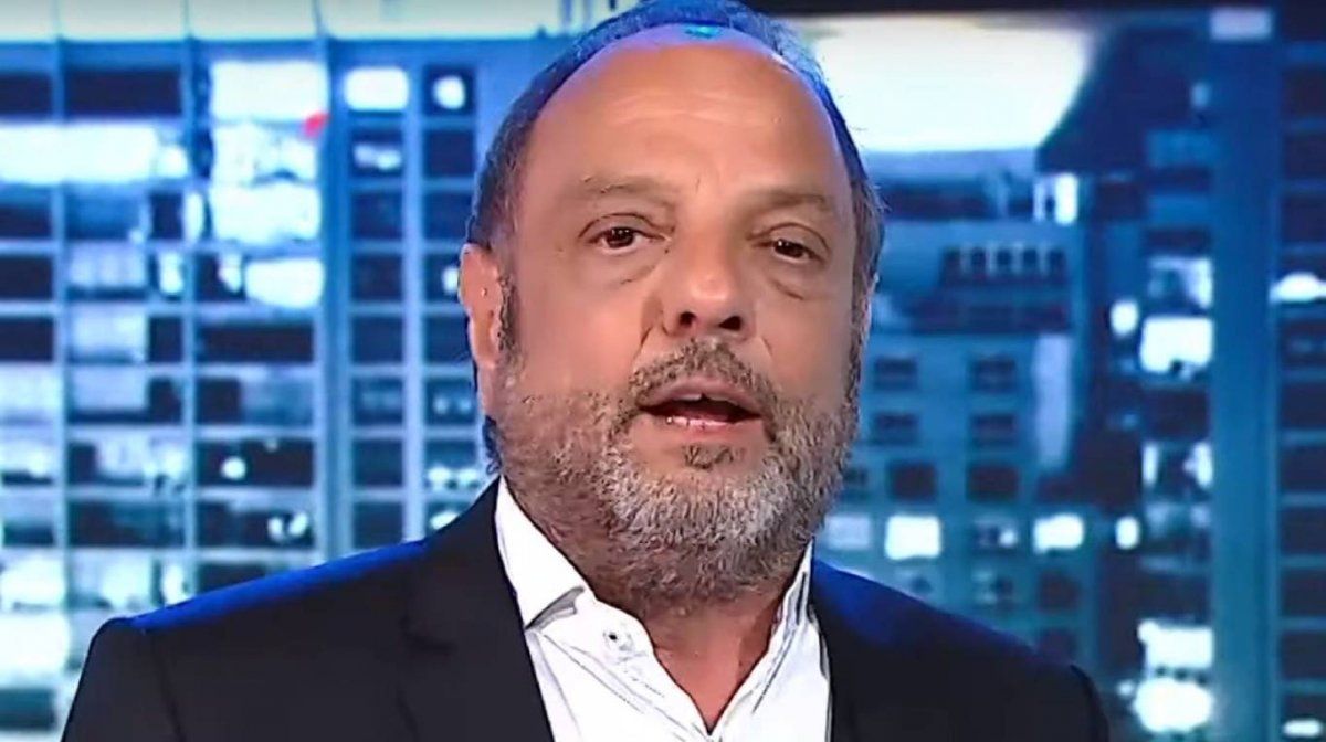 Baby Etchecopar tiene coronavirus: el periodista confirmó, a través de un video, el resultado del hisopado.