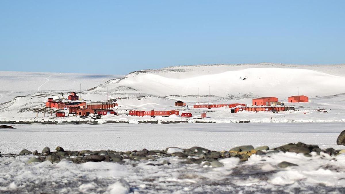 La base argentina Carlini, en la Antártida.