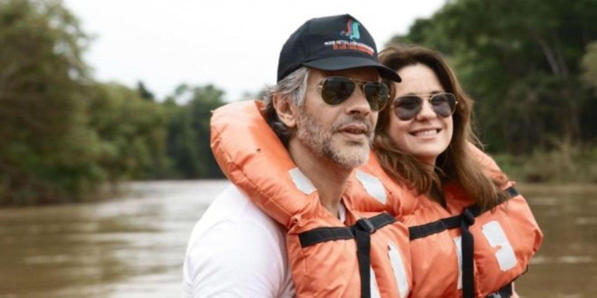 Pablo Echarri en Misiones, en cataratas. Ahora volverá para una película.