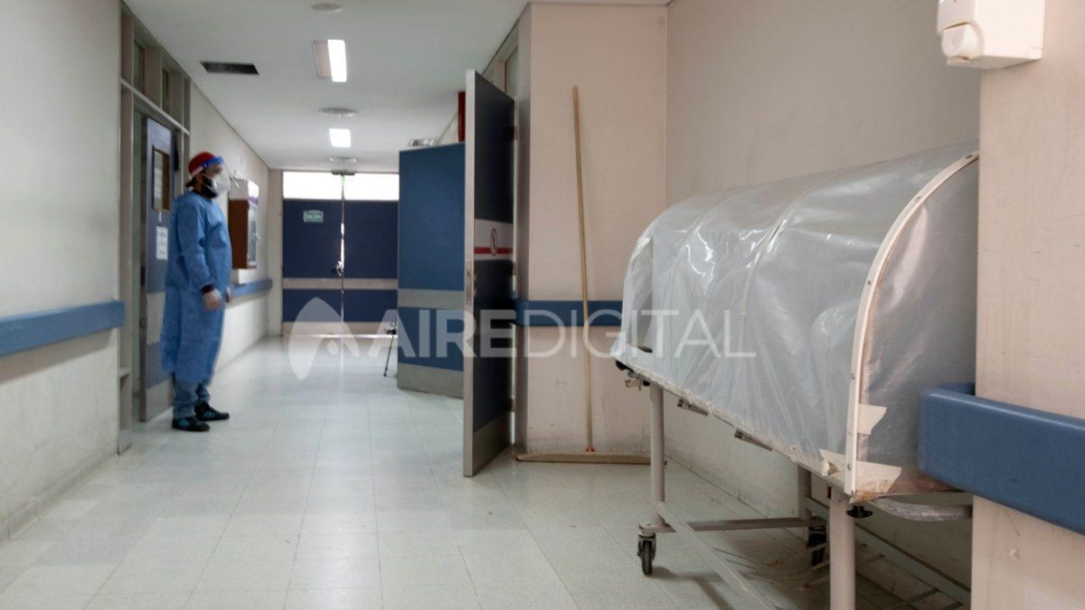 Una alta fuente del Ministerio de Salud se manifestó rotundamente en contra de la iniciativa que pedía que se autorice a bares y restaurantes a extender su horario de atención los fines de semana.