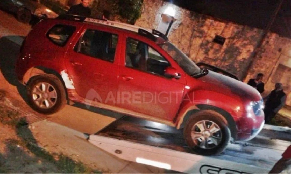 La camioneta propiedad de los Espino fue encontrada días después del hallazgo de los cuerpos en barrio Santa Rosa de Lima.