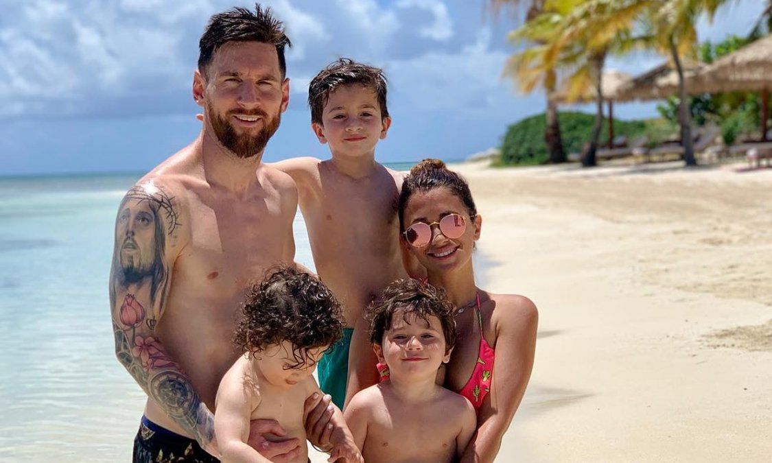 La esposa de Lionel Messi, Antonela Roccuzzo, también volvió a la actividad en su cuenta oficial de Instagram luego de varios días de silencio y tras el anuncio de la Pulga de su continuidad en el Barcelona.