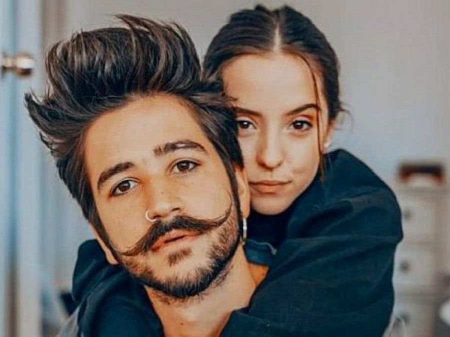 Evaluna Montaner y Camilo son una de las parejas de artistas más queridas de Latinoamérica. Los tortolitos causan ternura con su apasionado romance y deleitan a sus millones de seguidores de todo el mundo que se alegran por cada publicación que hacen juntos. 