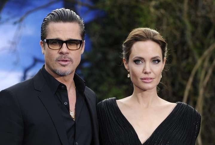 El próximo 15 de octubre, Brad Pitt y Angelina Jolie lanzarán una edición limitada de su nuevo champagne rosado, en Côtes de Provence, una finca que todavía comparten en Francia (EFE)