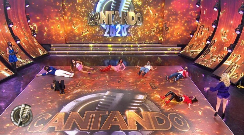 Esmeralda Mitre hizo tirar a todos al piso | Cantando 2020