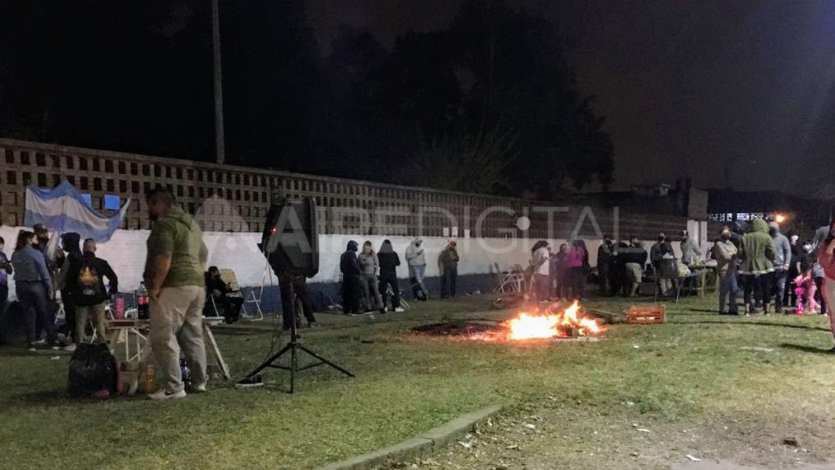 El bloqueo impide la salida de patrulleros