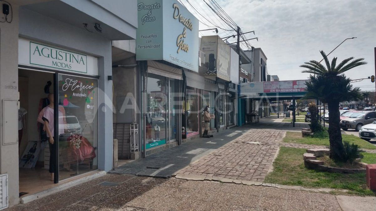 Tras los anuncios de restricciones para Santa Fe y Santo Tomé, los comercios de Aristóbulo del Valle abrieron sus puertas.