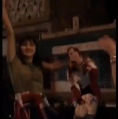 Sin barbijos ni distanciamiento, así vivieron la Primavera en Villa Ocampo