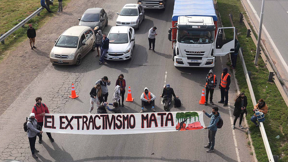 Los manifestantes volvierona cortar el puente Rosario-Victoria por novena vez en reclamo del cese de las quemas indiscriminadas.&nbsp;