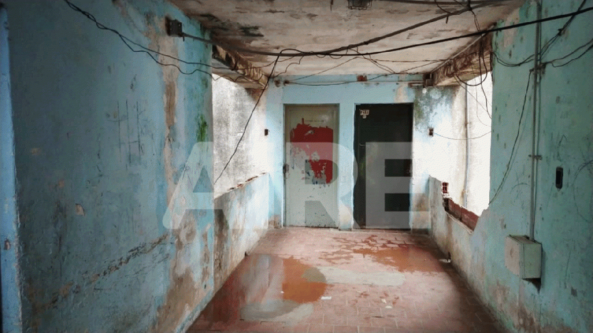 El estado general del monoblock 16 de barrio Acería es inhabitable.