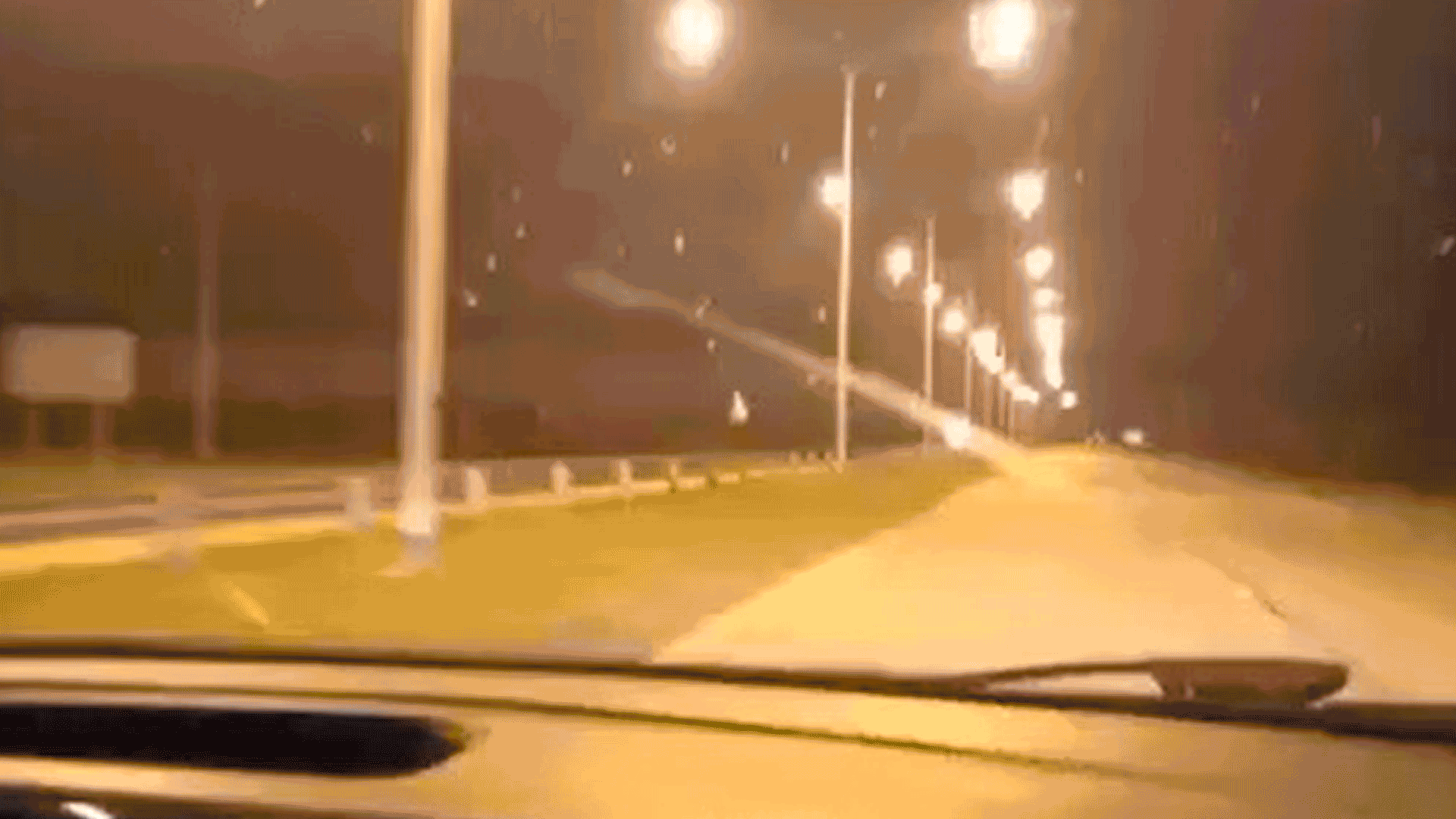 La falta de iluminación sobre la ruta 168 no es una problemática actual. La falta de iluminación sobre la ruta 168 no es una problemática actual.