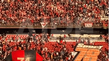 En la zona de palcos estaban ubicados los dirigentes de Colón