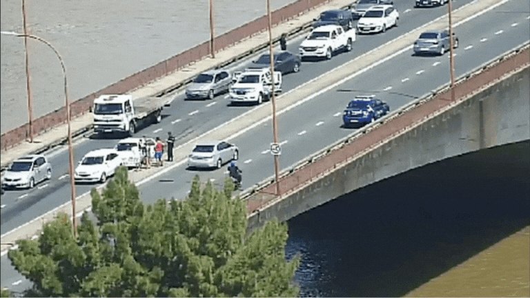 Dos accidentes casi en simultáneo se produjeron sobre el Viaducto Oroño