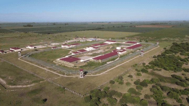 Aseguran que la Cárcel Federal de Coronda quedará inaugurada antes de fin de año.