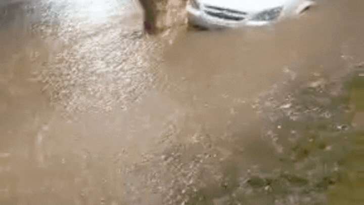 400 mm de agua en seis horas y destrozos por todos lados.