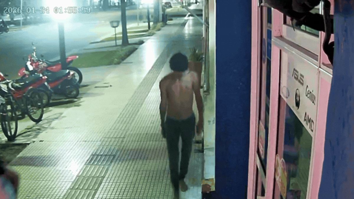 Un hombre noqueó a otro que caminaba con su hija sentada en sus hombros en Avellaneda