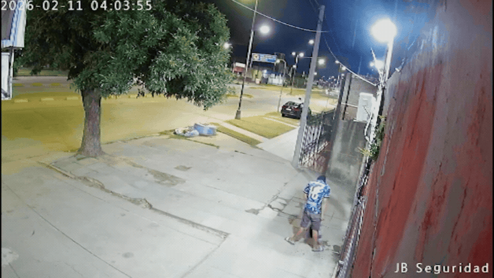 Denuncian seis ataques incendiarios contra un local en avenida Blas Parera