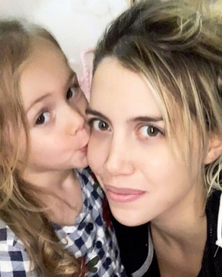 La mejor sorpresa de su cumple: su sobrina Malaika viajó con Zaira especialmente a visitarla.