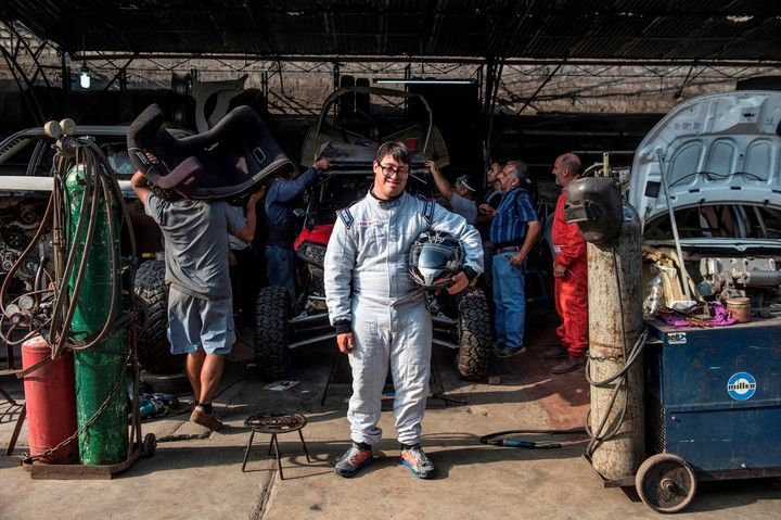 Lucas ya tiene la licencia de la Federación Internacional de Automovilismo (AFP).