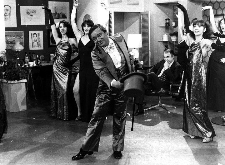 ¡Good Show! Tato con sus bailarinas en su clásico programa. Foto/ Archivo