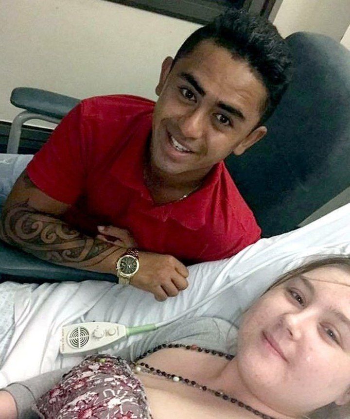 Ella debiÃ³ ser internada para realizar el tratamiento.
