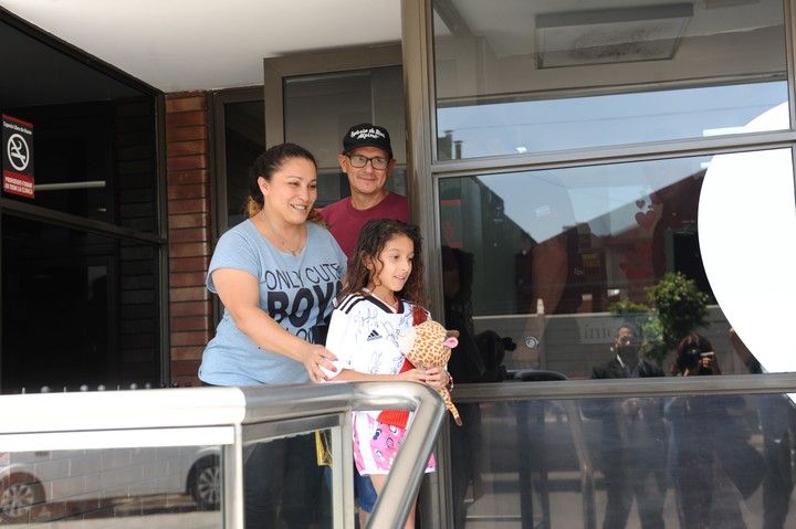 Morena la nena apuñalada después de que le robaran una tablet. (Foto LucÃa Merle)