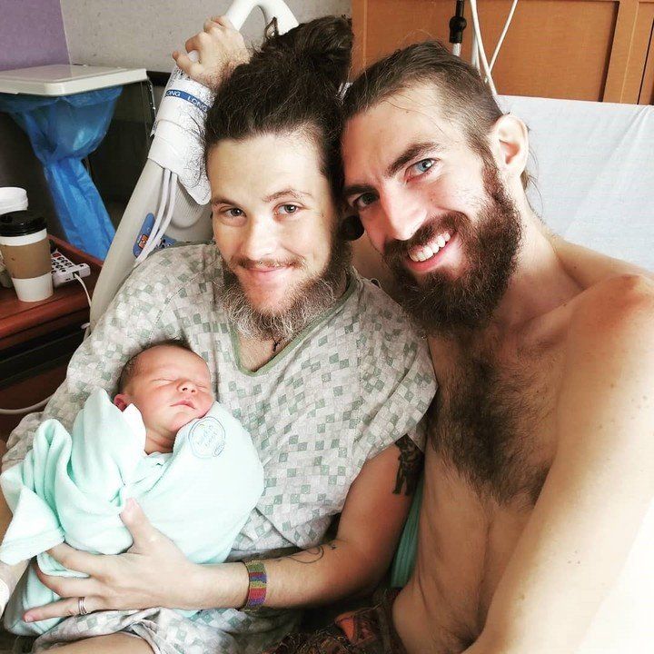 Tanto la ClÃ­nica Pride como el obstetra y ginecÃ³logo de la pareja admitieron que Wyley fue su primer hombre embarazada.