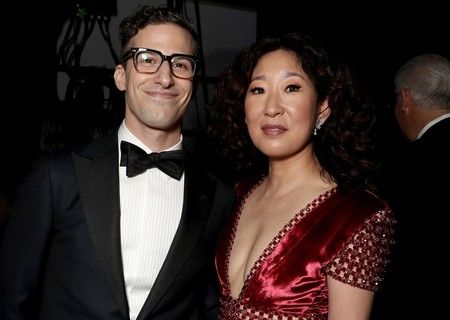 Andy Samberg y Sandra Oh