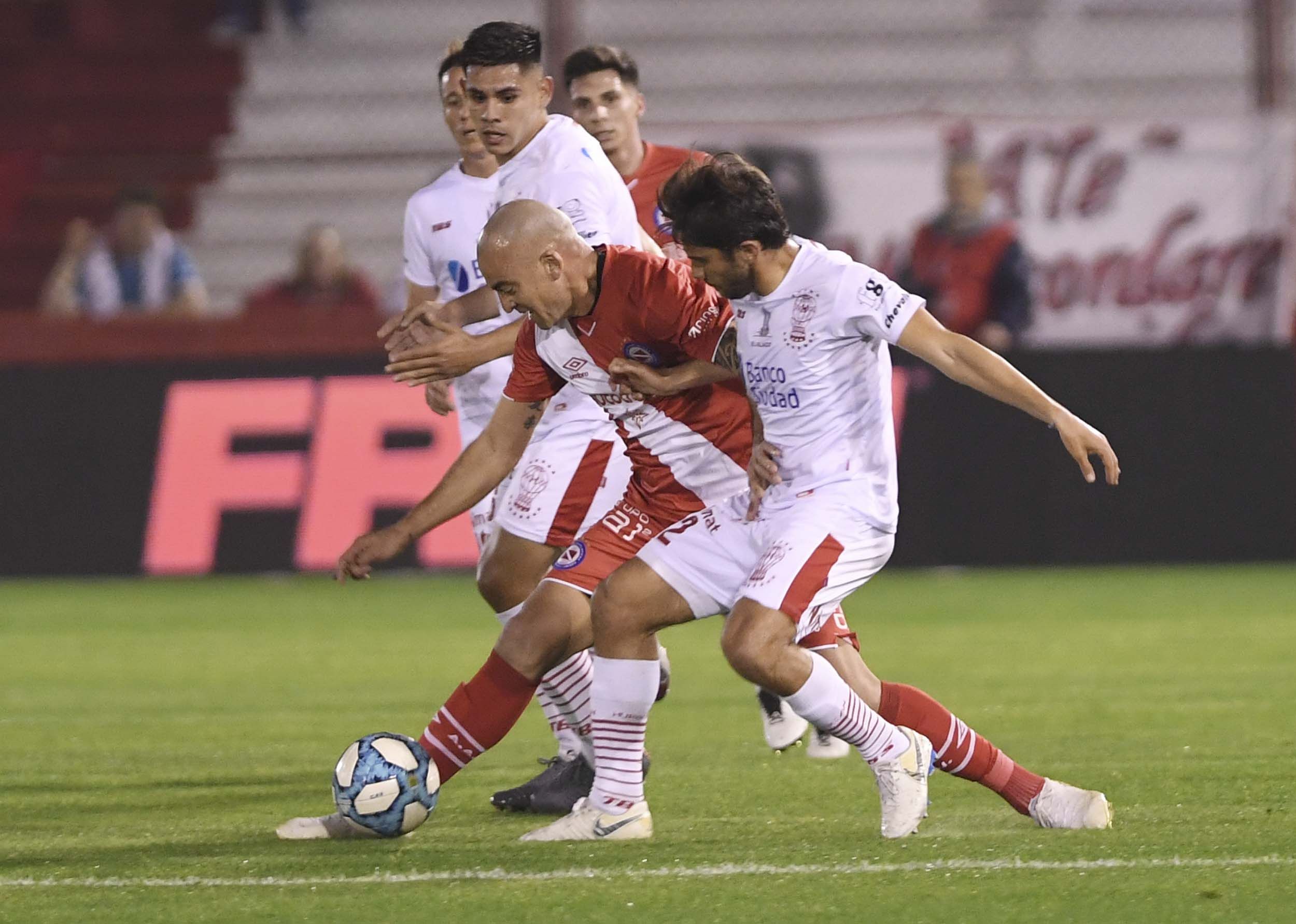 Resultado de imagen para huracan argentinos