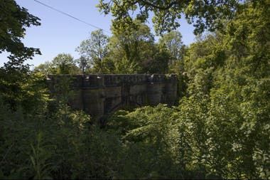 El misterioso puente Overtoun en Dumbarton, Escocia