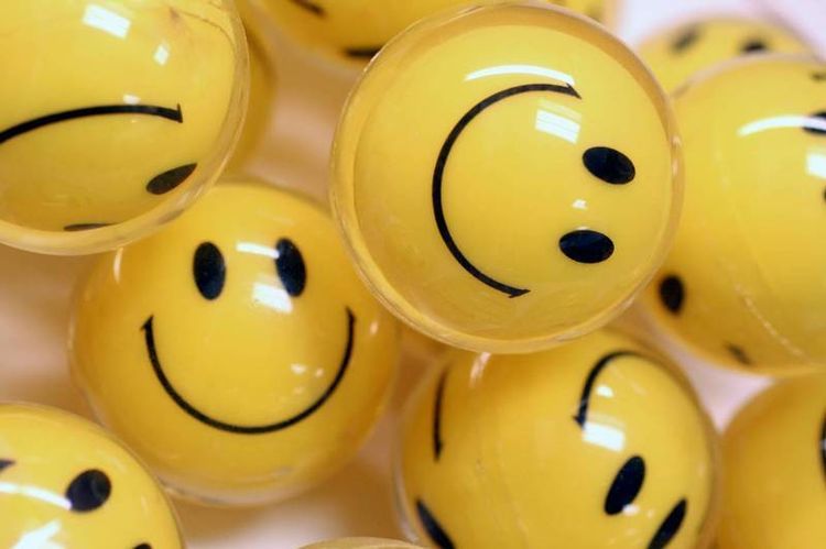 emoji sonrisa efemérides