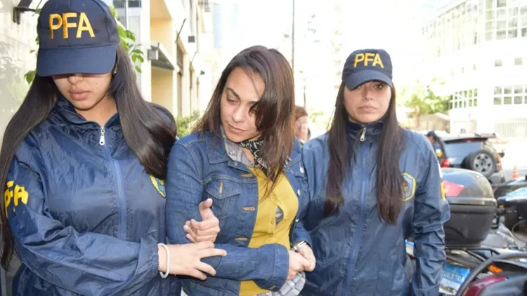 ex abogado