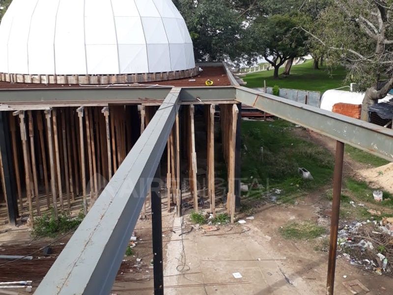 Desde hace un mes los trabajos están paralizados