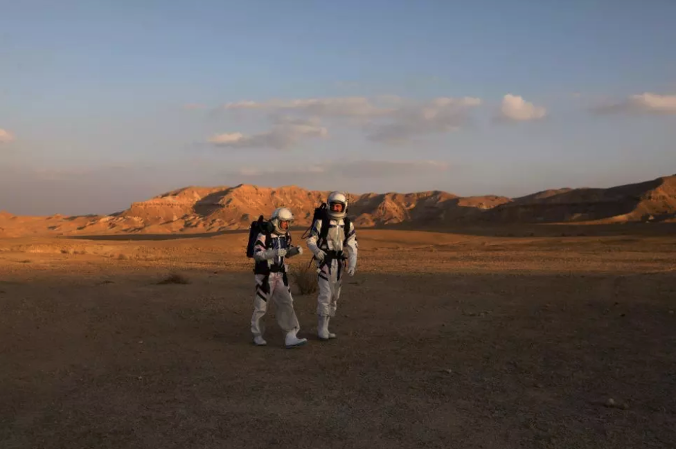 La NASA planea enviar humanos a Marte en el 2033.