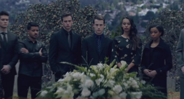 Desde el sofá: análisis de 3 series de temática adolescente y una película épica