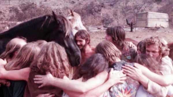 Quién es Charles Manson, el asesino en serie que se inspiró en los Beatles