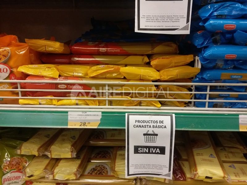 Los productos sin IVA se consiguen en las góndolas de la ciudad.