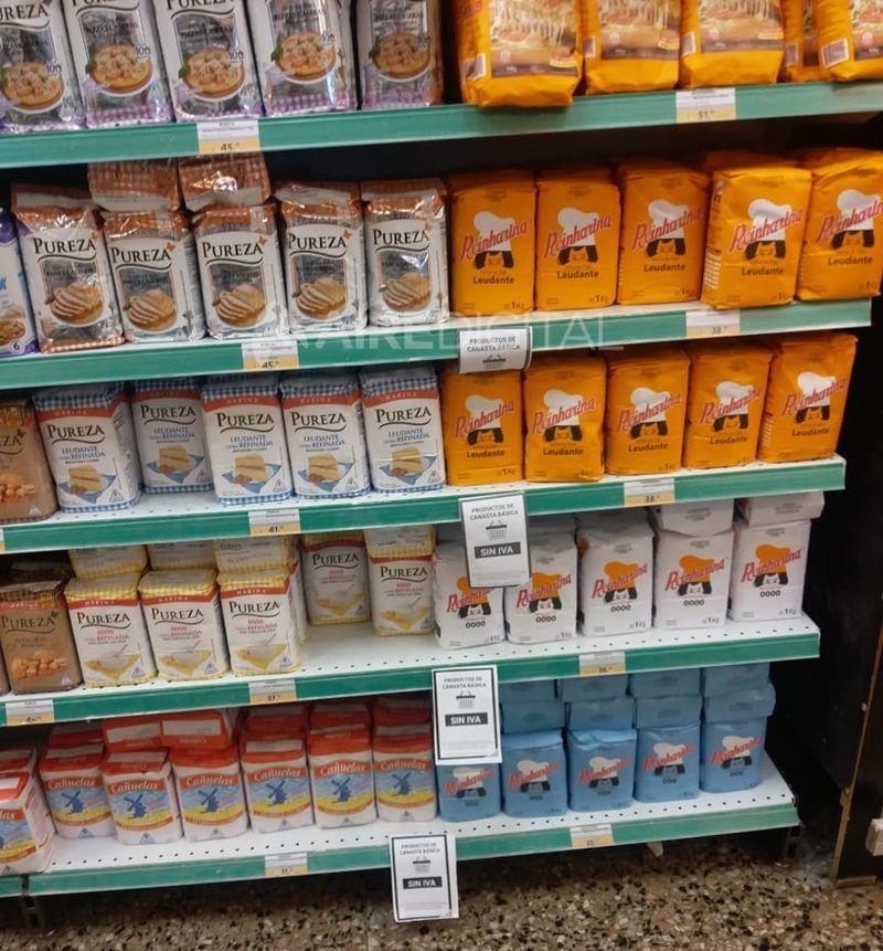 Los productos sin IVA se consiguen en las góndolas de la ciudad.