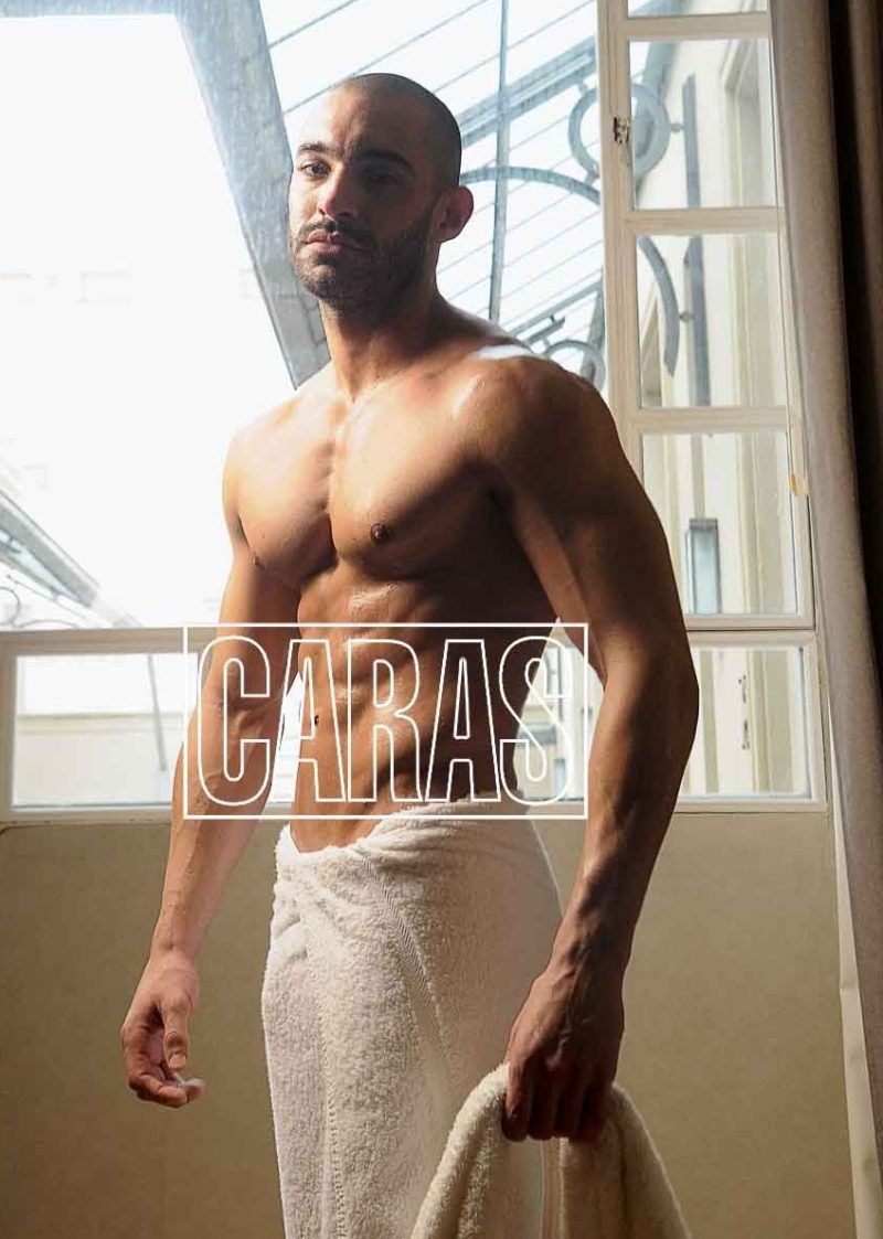 Nacho Sureda, Pantera en "El Marginal", se mostró como Dios lo trajo al mundo