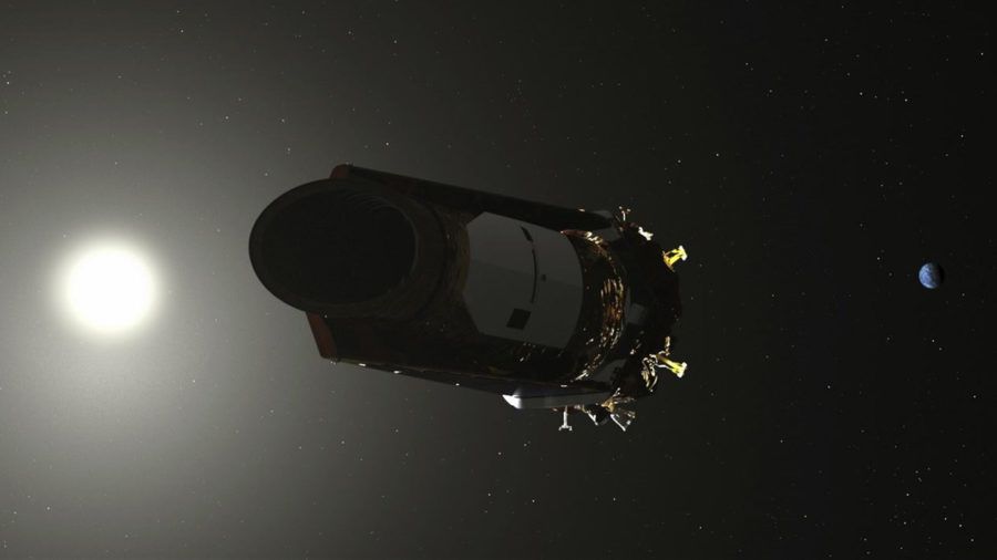 El telescopio espacial Kepler dejó de trabajar a finales del 2018, pero los científicos siguen analizando sus imágenes. La NASA lo reemplazó por TESS.