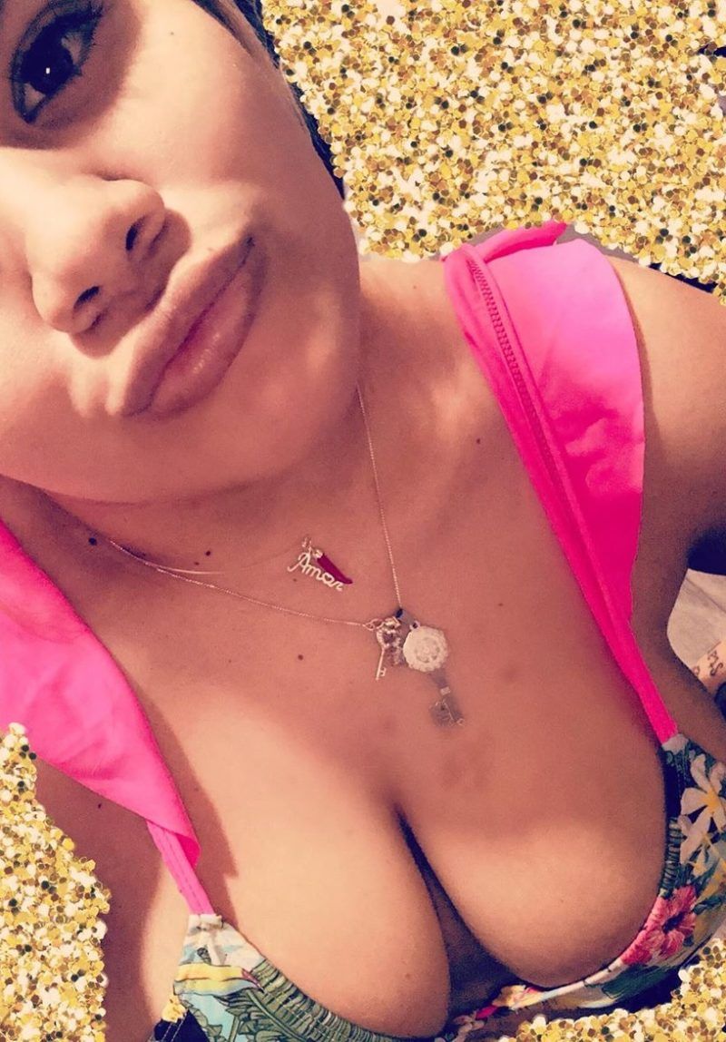 Morena Rial volvió a posar en bikini y revolucionó las redes