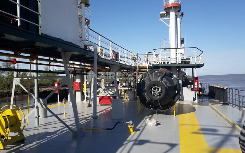 Detuvieron un barco sospechado de trasladar droga desde Paraguay y bajarla en Santa Fe