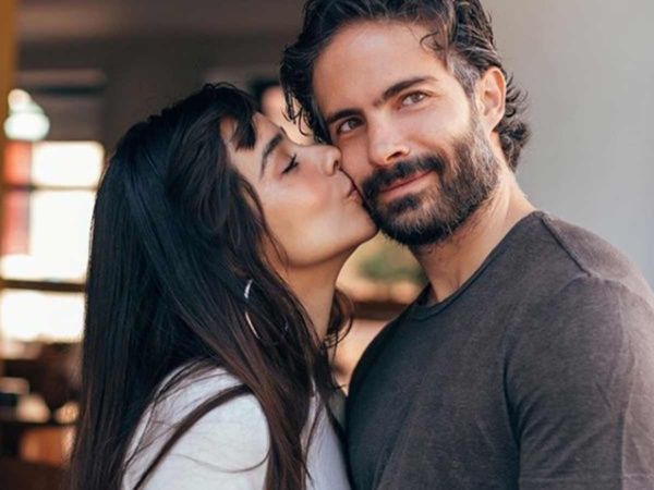Esmeralda Pimentel terminó con Osvaldo Benavides para experimentar con mujeres