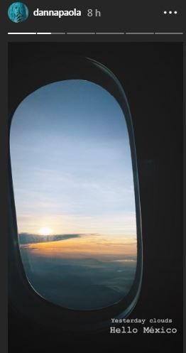 Danna Paola regresa a México y no muestra muy feliz