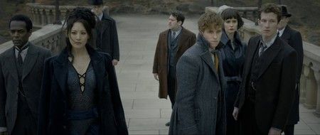 Resultado de imagen para CrÃtica de âAnimales fantásticos: Los crÃmenes de Grindelwaldâ