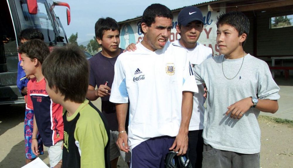 "Apache": ¿quién es quién en la serie de Carlos Tévez que transmite Netflix?